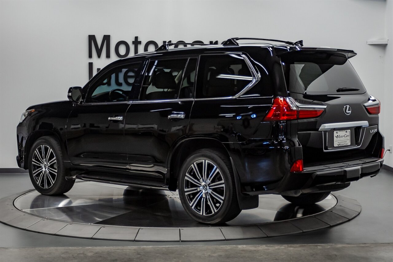 2020 Lexus LX 570 Two-Row   - Photo 4 - Springfield, MO 65802