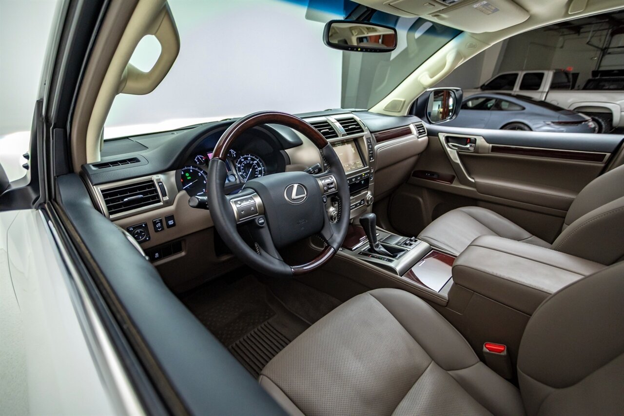 2019 Lexus GX 460 - Photo 48 - Springfield, MO 65802