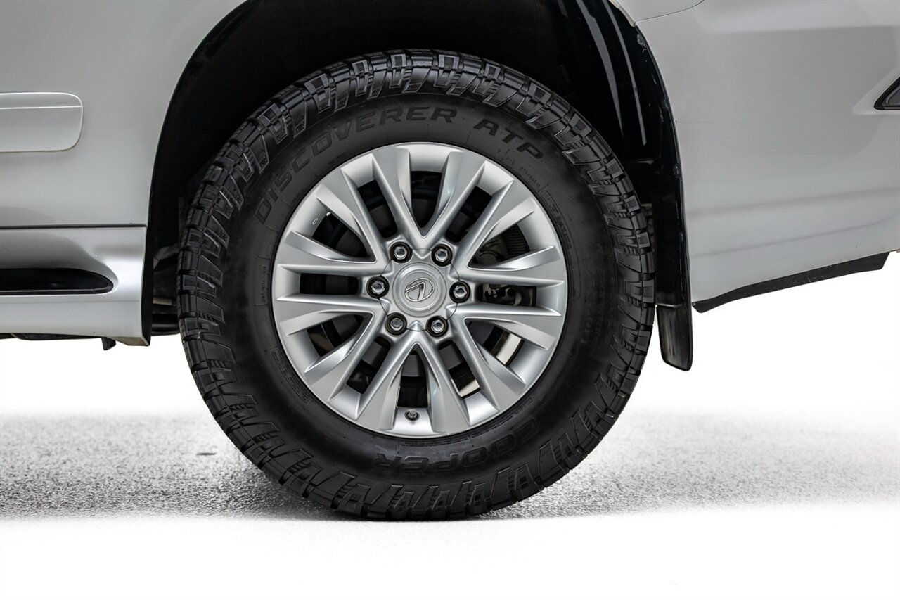 2019 Lexus GX 460 - Photo 14 - Springfield, MO 65802