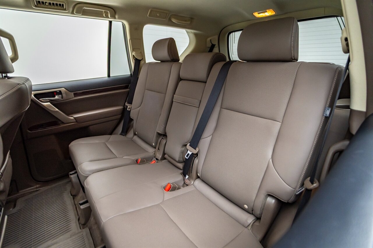 2019 Lexus GX 460 - Photo 22 - Springfield, MO 65802