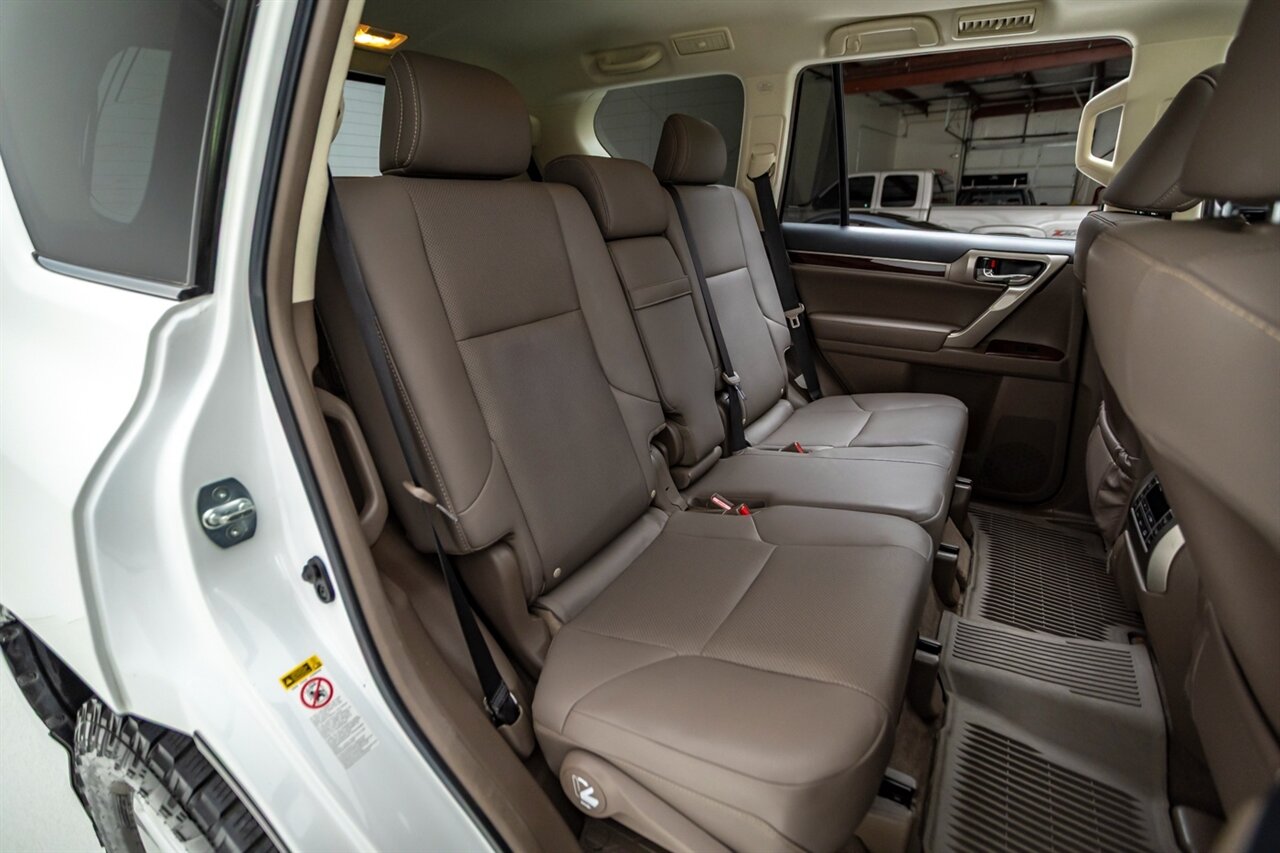 2019 Lexus GX 460 - Photo 27 - Springfield, MO 65802