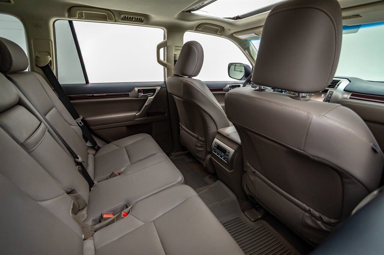 2019 Lexus GX 460 - Photo 34 - Springfield, MO 65802