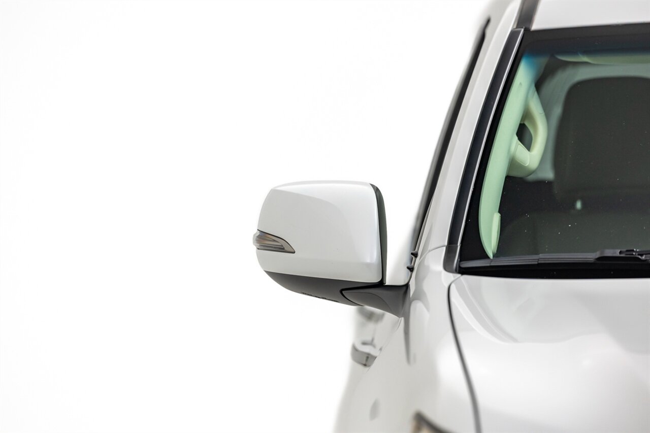 2019 Lexus GX 460 - Photo 4 - Springfield, MO 65802