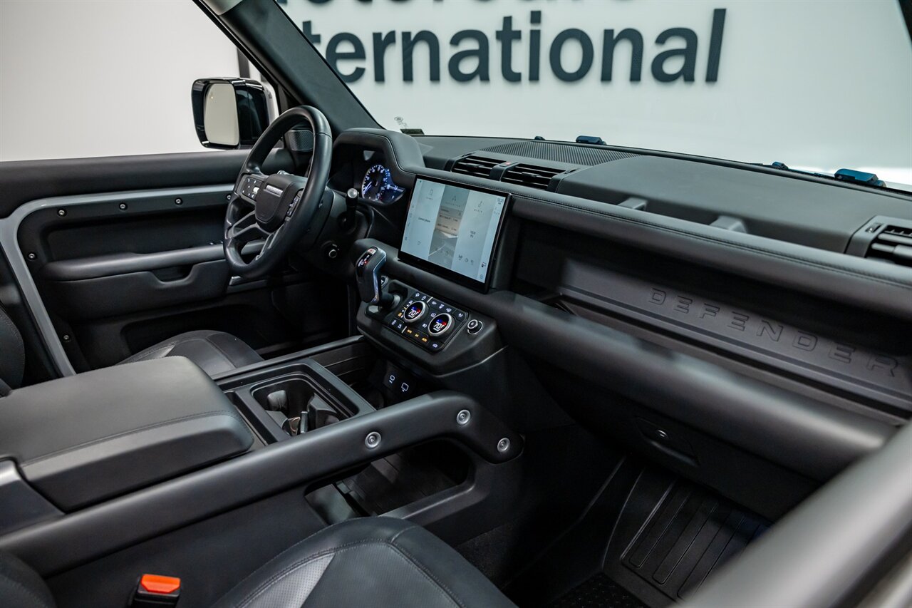 2023 Land Rover Defender 110 X-Dynamic SE   - Photo 40 - Springfield, MO 65802