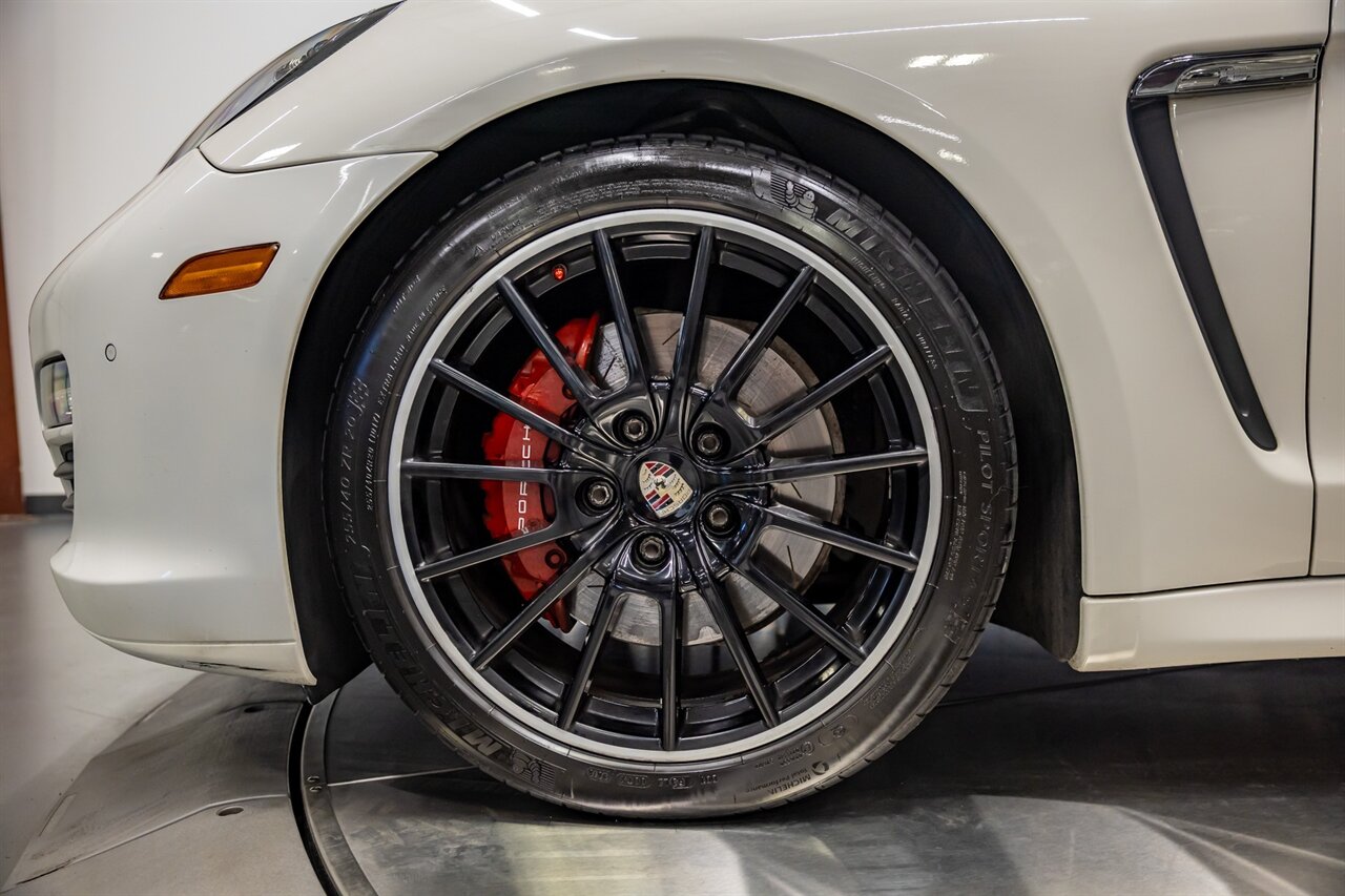 2011 Porsche Panamera - Photo 15 - Springfield, MO 65802