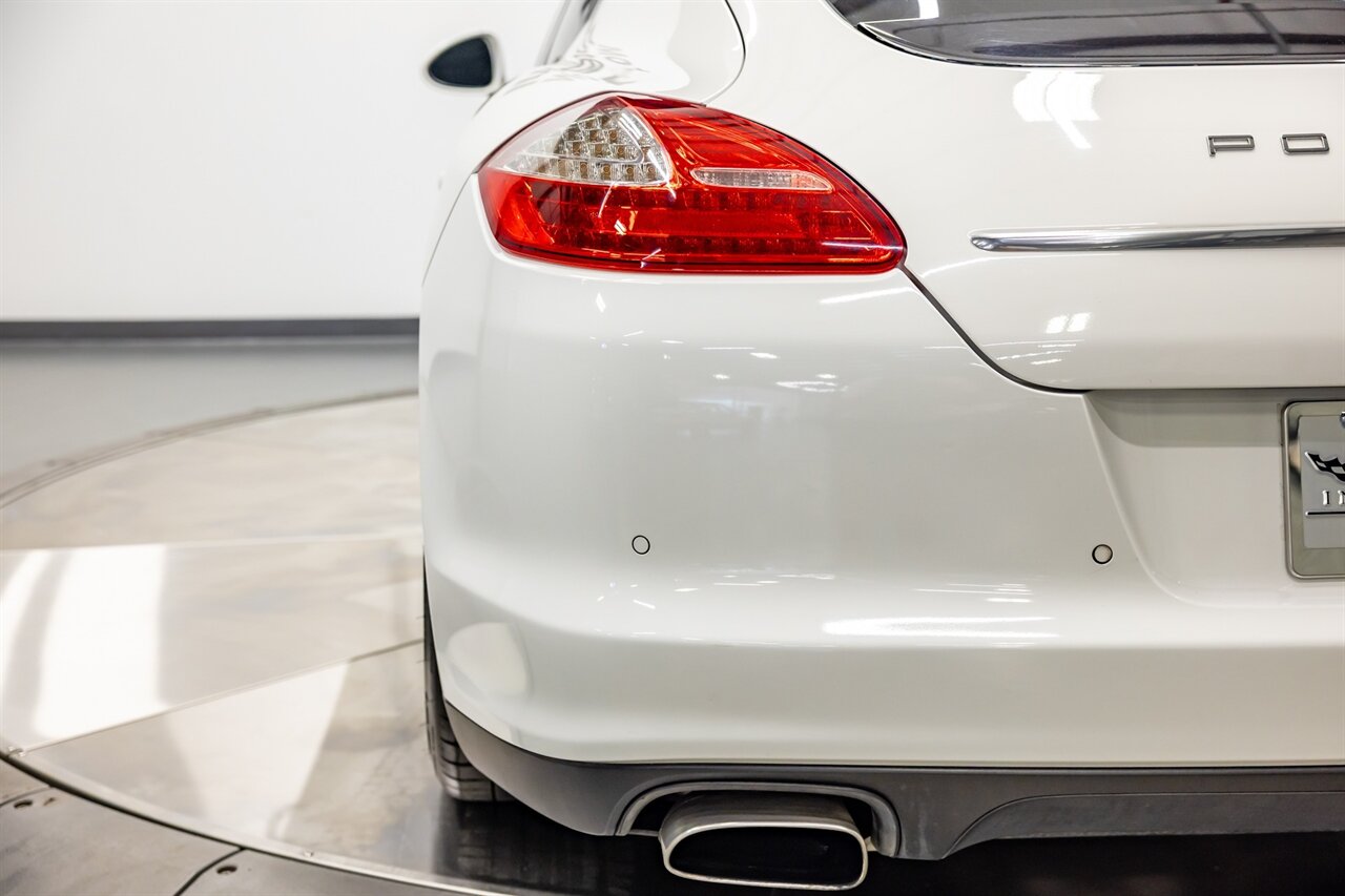 2011 Porsche Panamera - Photo 20 - Springfield, MO 65802