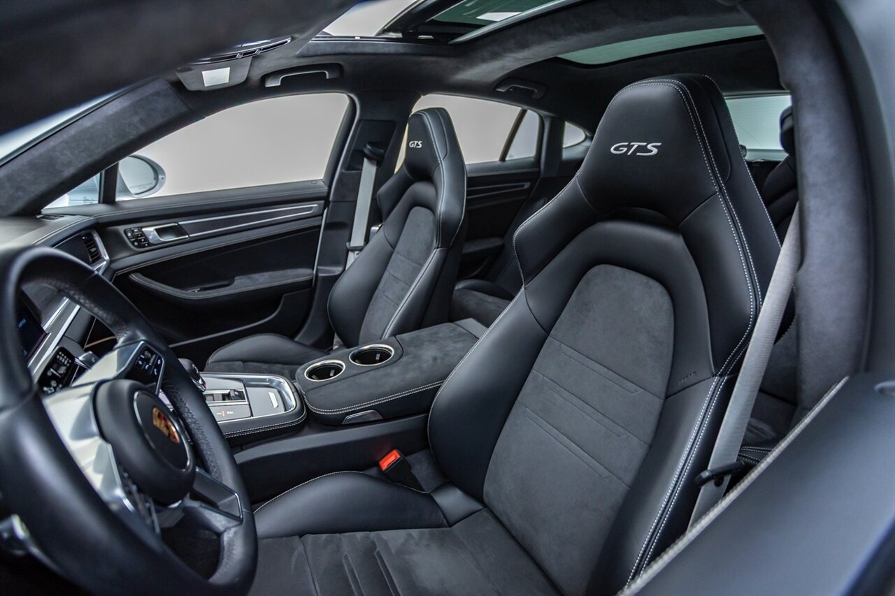 2020 Porsche Panamera GTS   - Photo 2 - Springfield, MO 65802