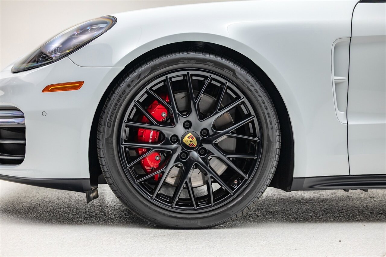 2020 Porsche Panamera GTS   - Photo 11 - Springfield, MO 65802