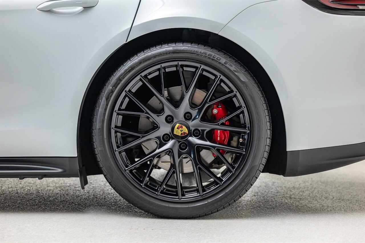 2020 Porsche Panamera GTS   - Photo 15 - Springfield, MO 65802
