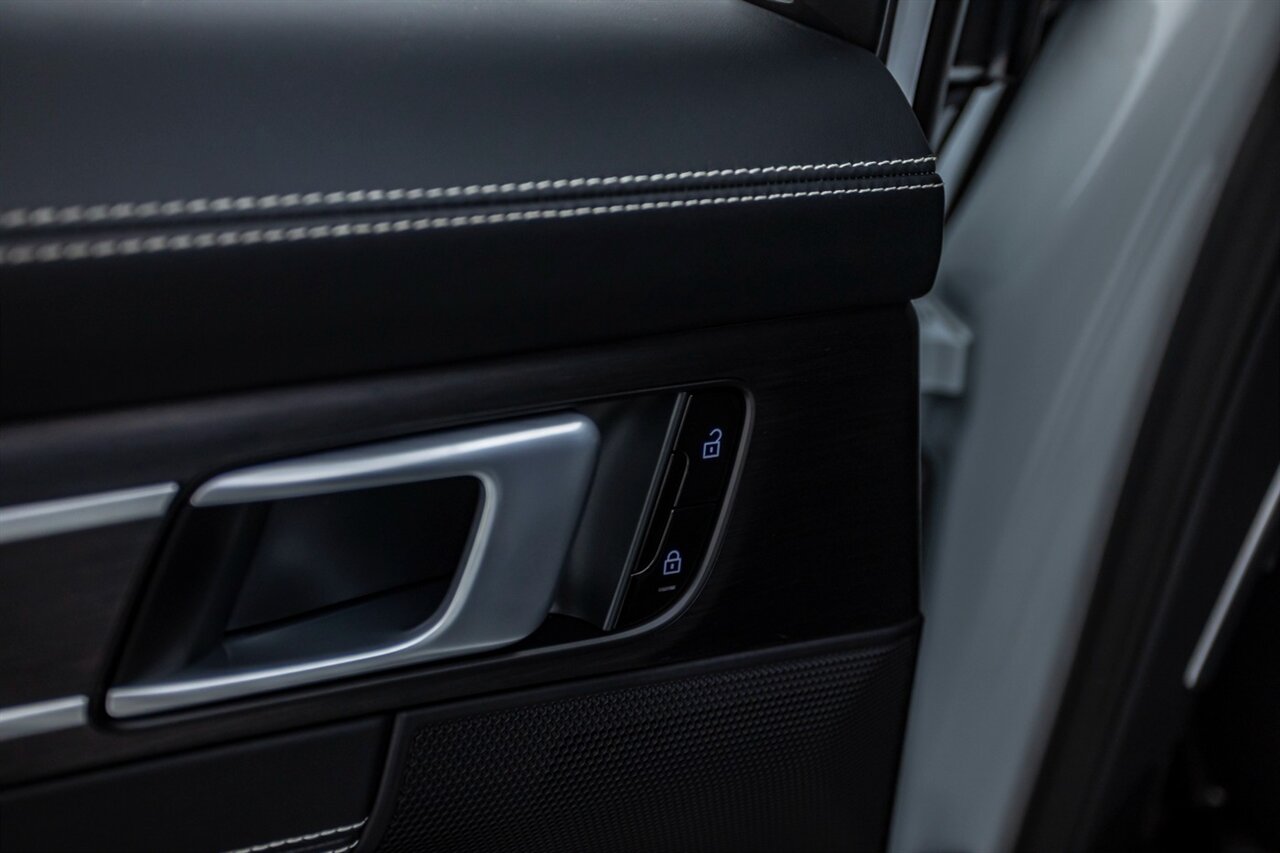 2020 Porsche Panamera GTS   - Photo 52 - Springfield, MO 65802