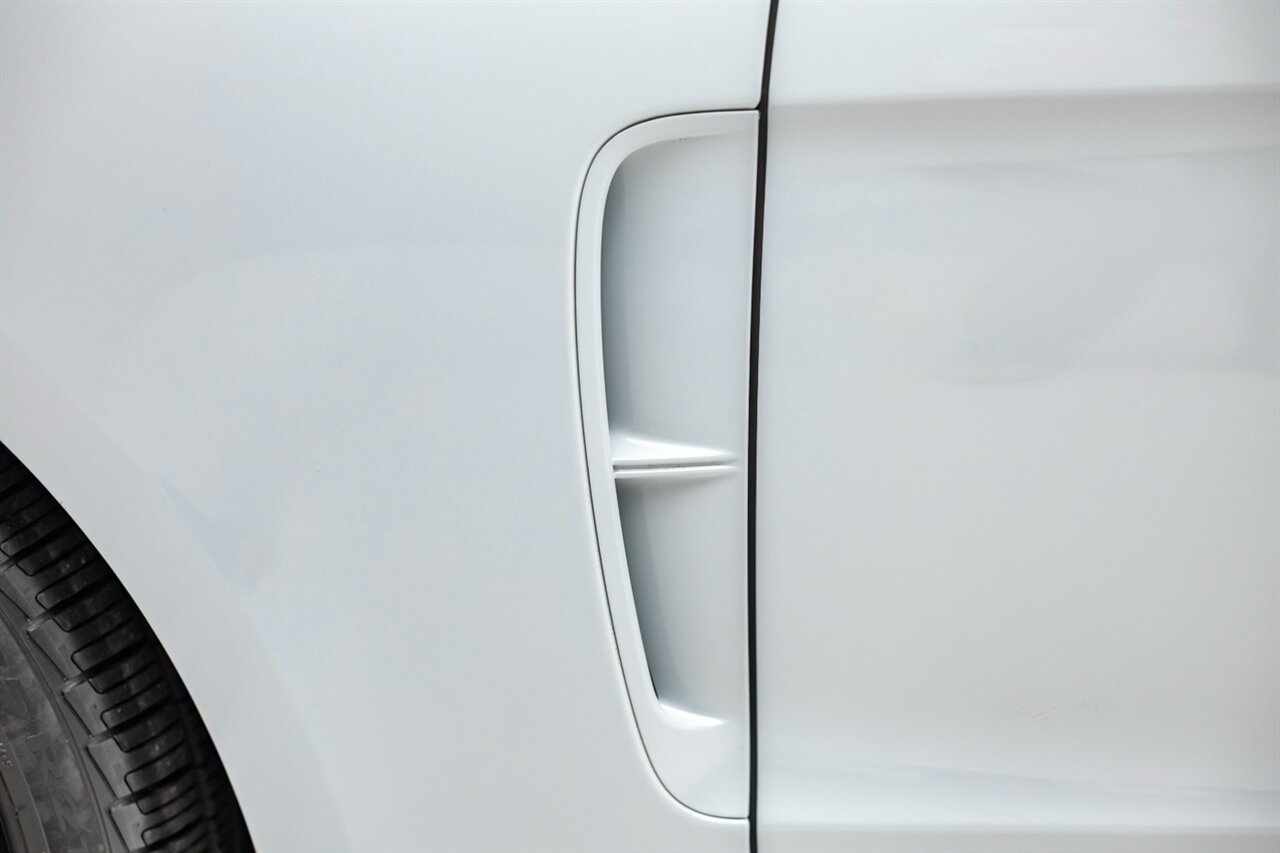 2020 Porsche Panamera GTS   - Photo 12 - Springfield, MO 65802