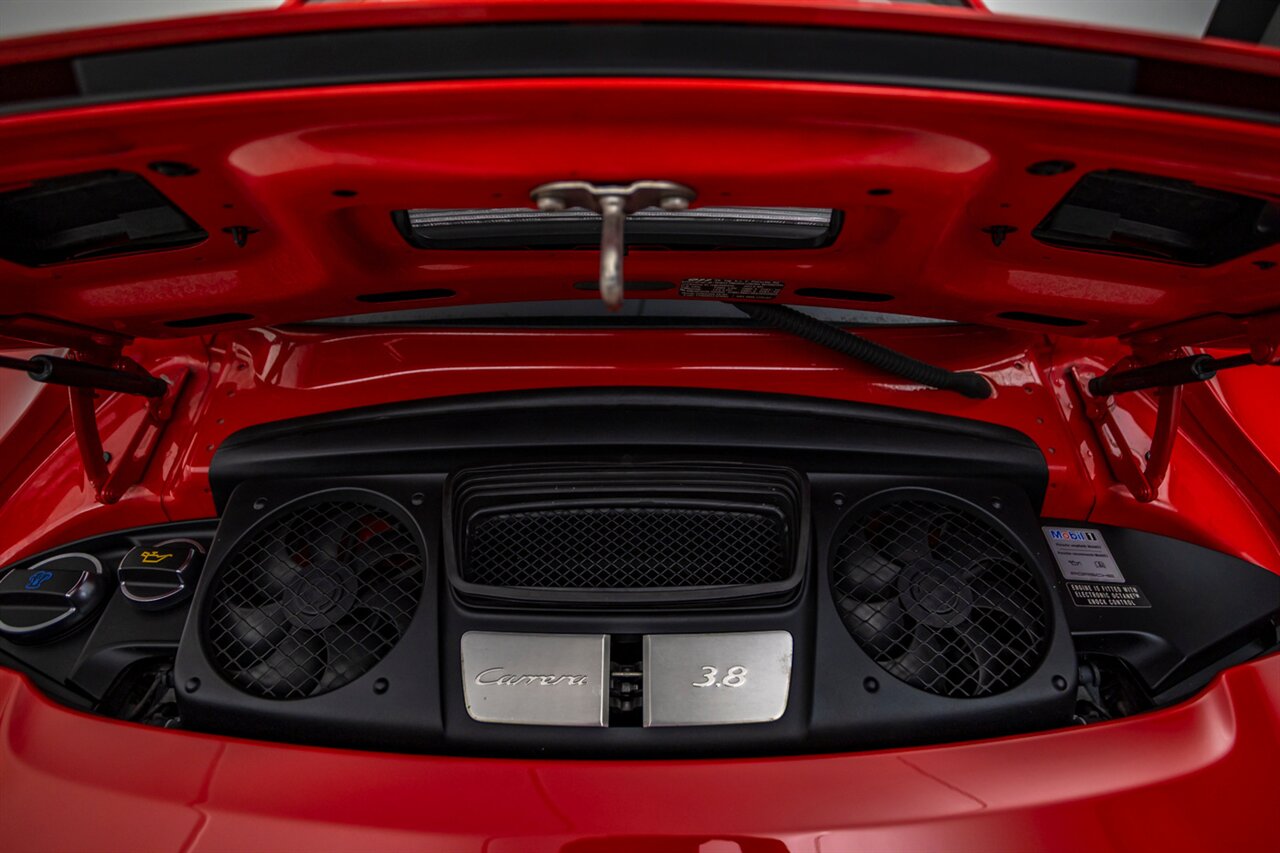 2015 Porsche 911 Carrera S   - Photo 17 - Springfield, MO 65802