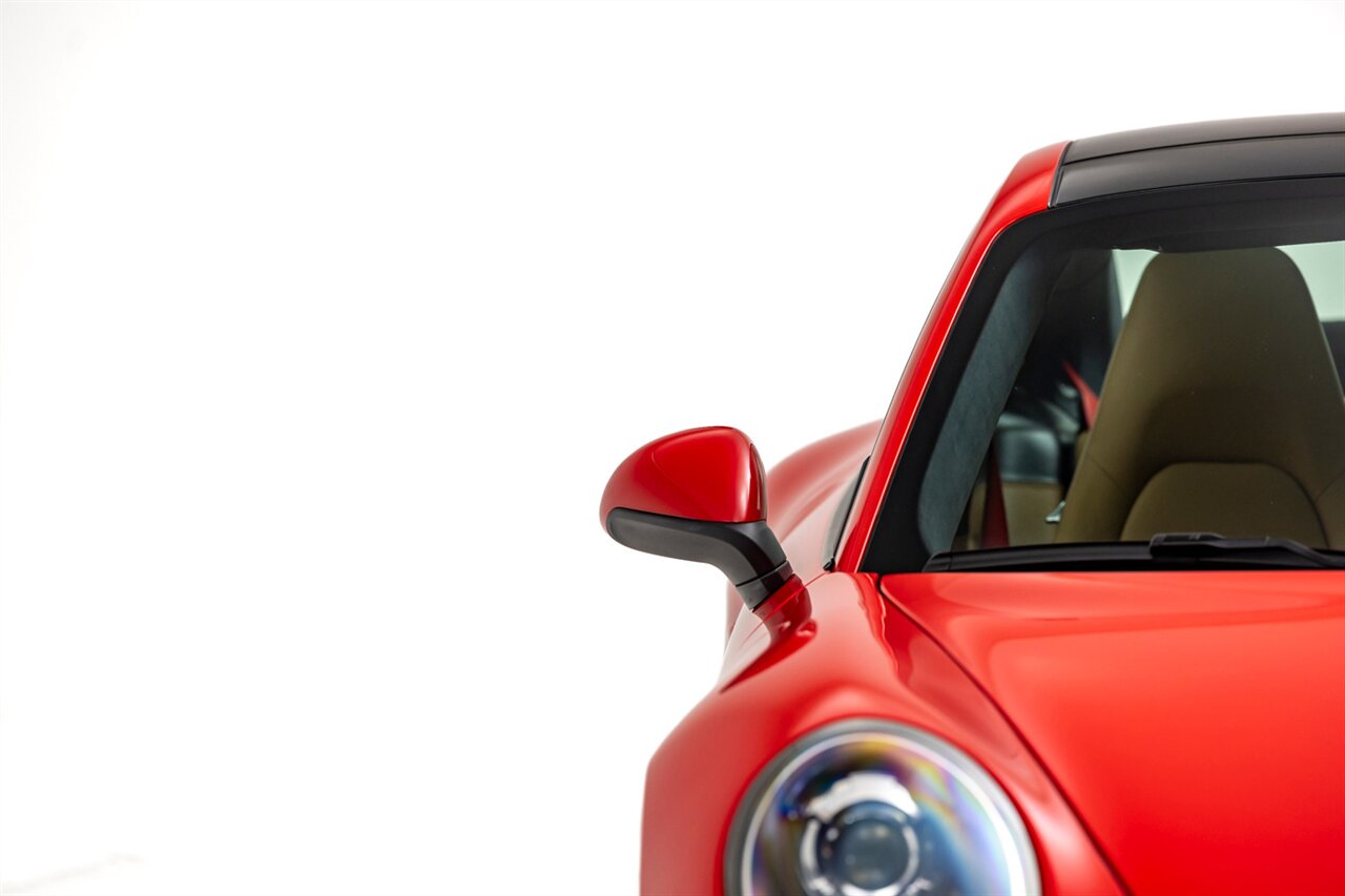 2015 Porsche 911 Carrera S   - Photo 4 - Springfield, MO 65802