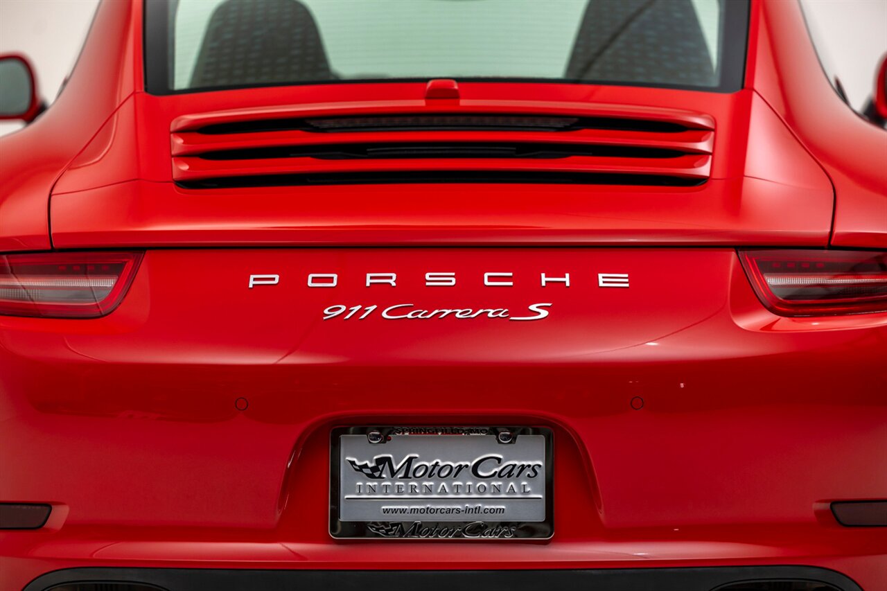 2015 Porsche 911 Carrera S   - Photo 16 - Springfield, MO 65802