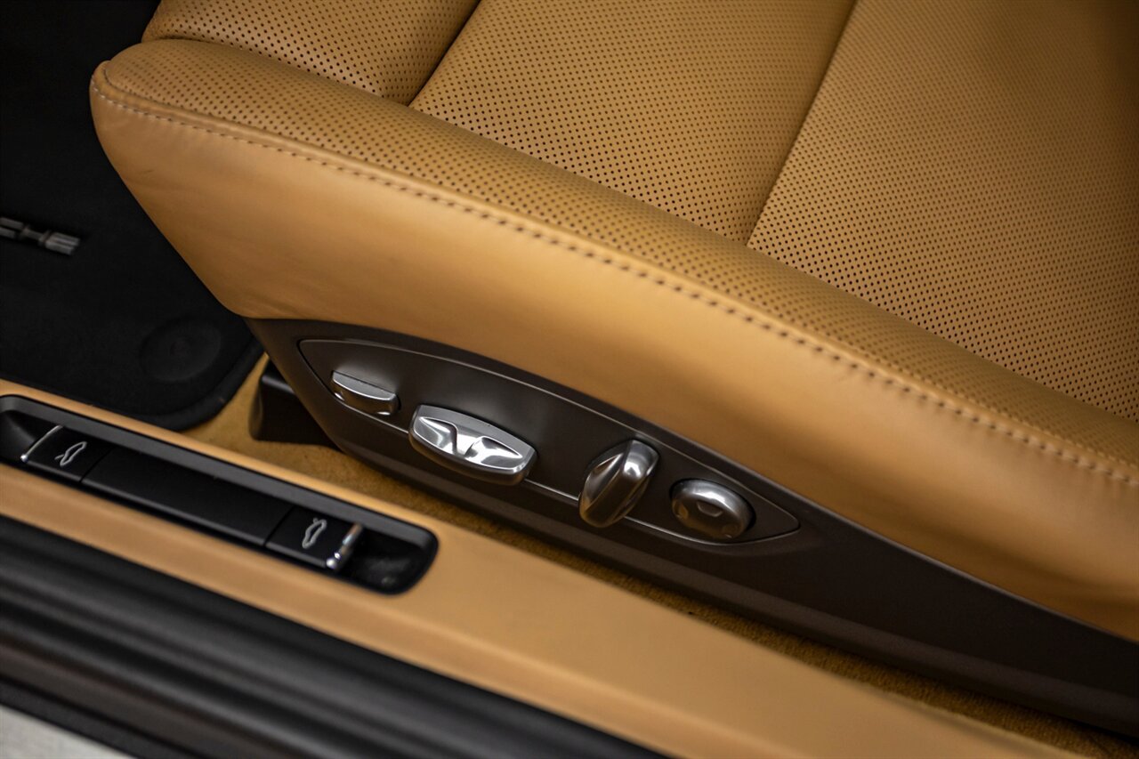 2015 Porsche 911 Carrera S   - Photo 39 - Springfield, MO 65802