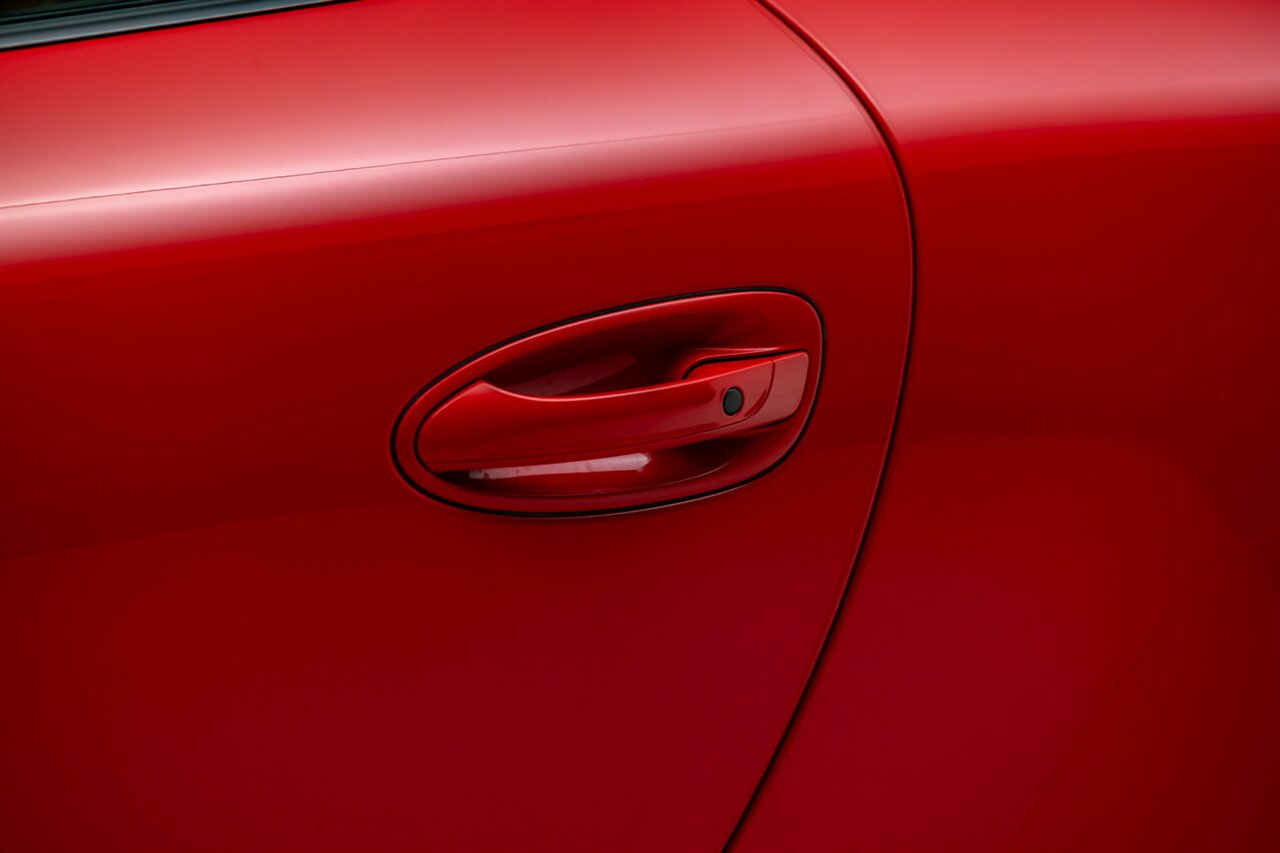 2015 Porsche 911 Carrera S   - Photo 12 - Springfield, MO 65802