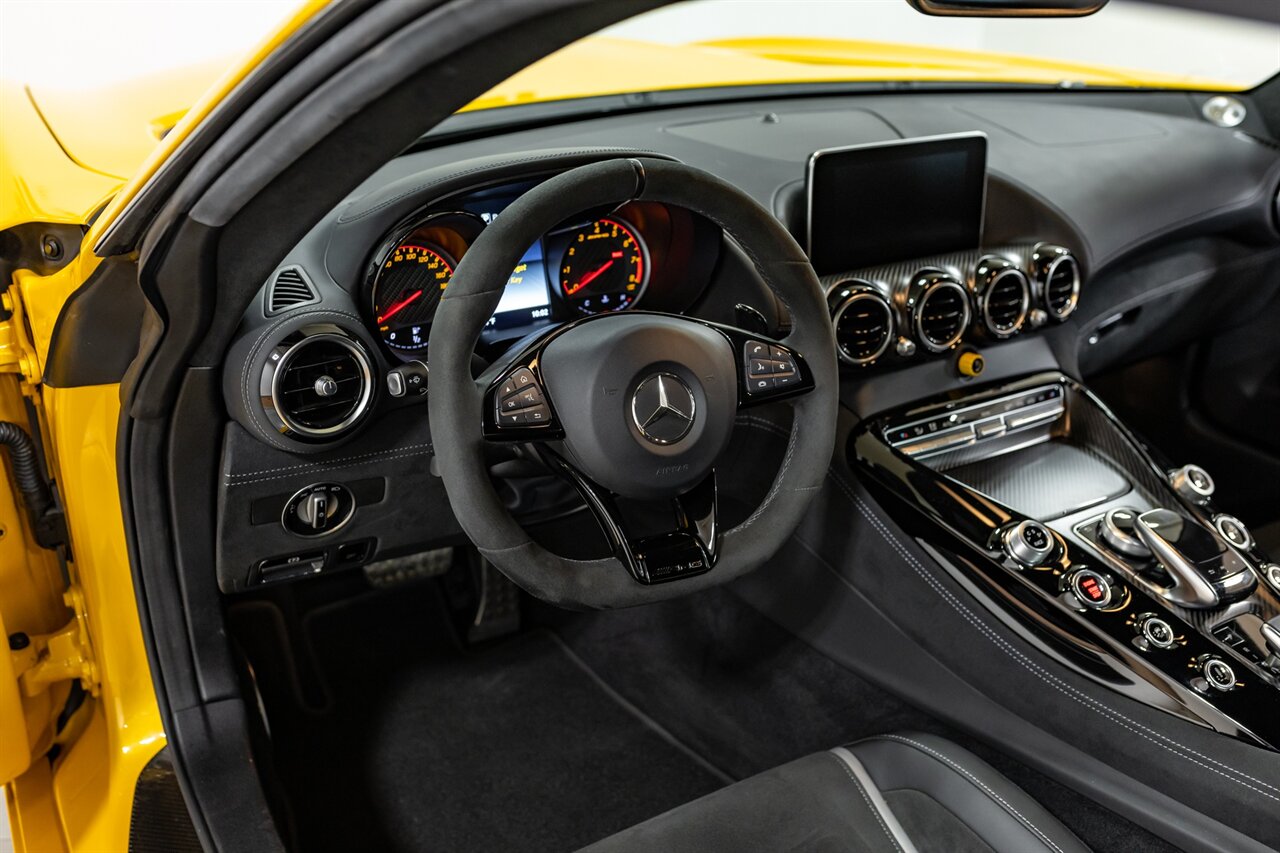 2018 Mercedes-Benz AMG GT R   - Photo 43 - Springfield, MO 65802