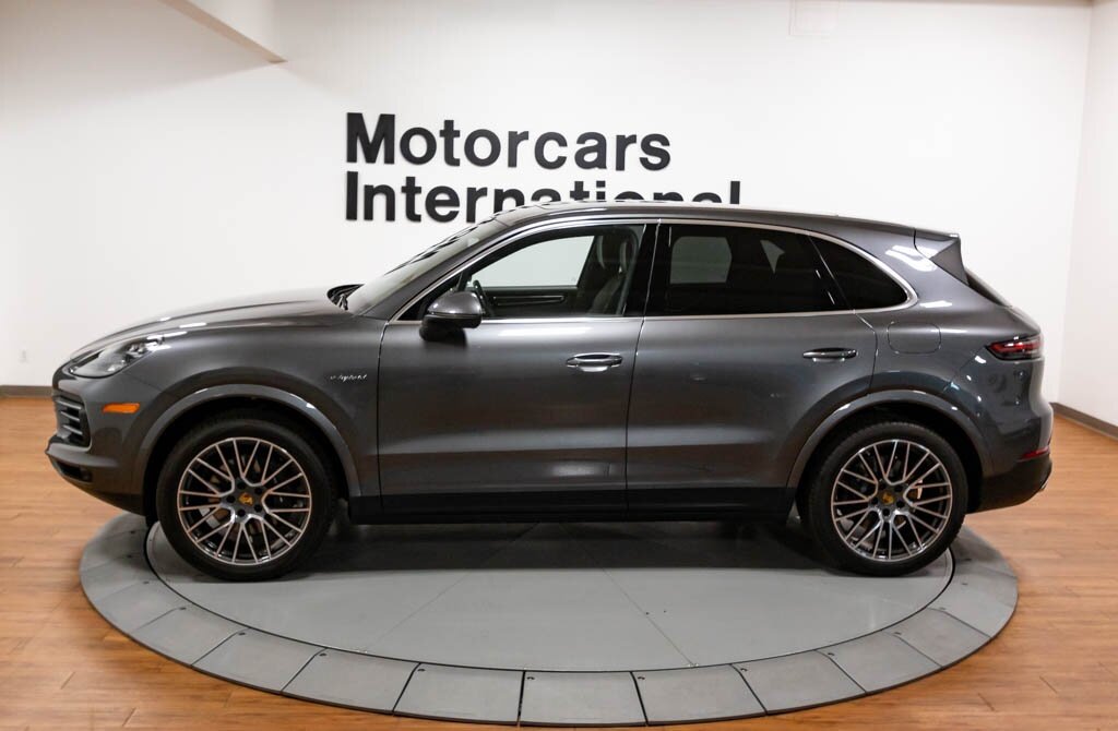 2020 Porsche Cayenne E-Hybrid   - Photo 3 - Springfield, MO 65802