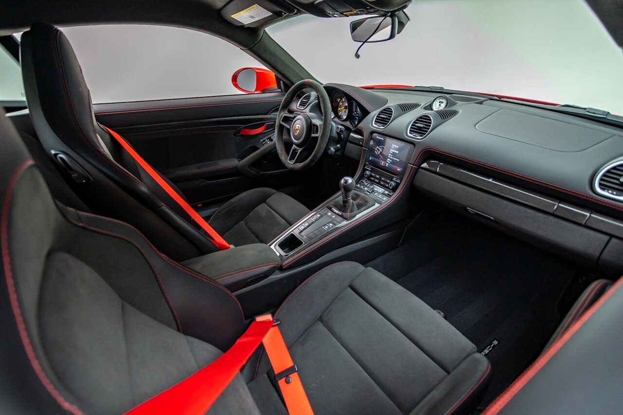 2023 Porsche 718 Cayman GT4   - Photo 27 - Springfield, MO 65802