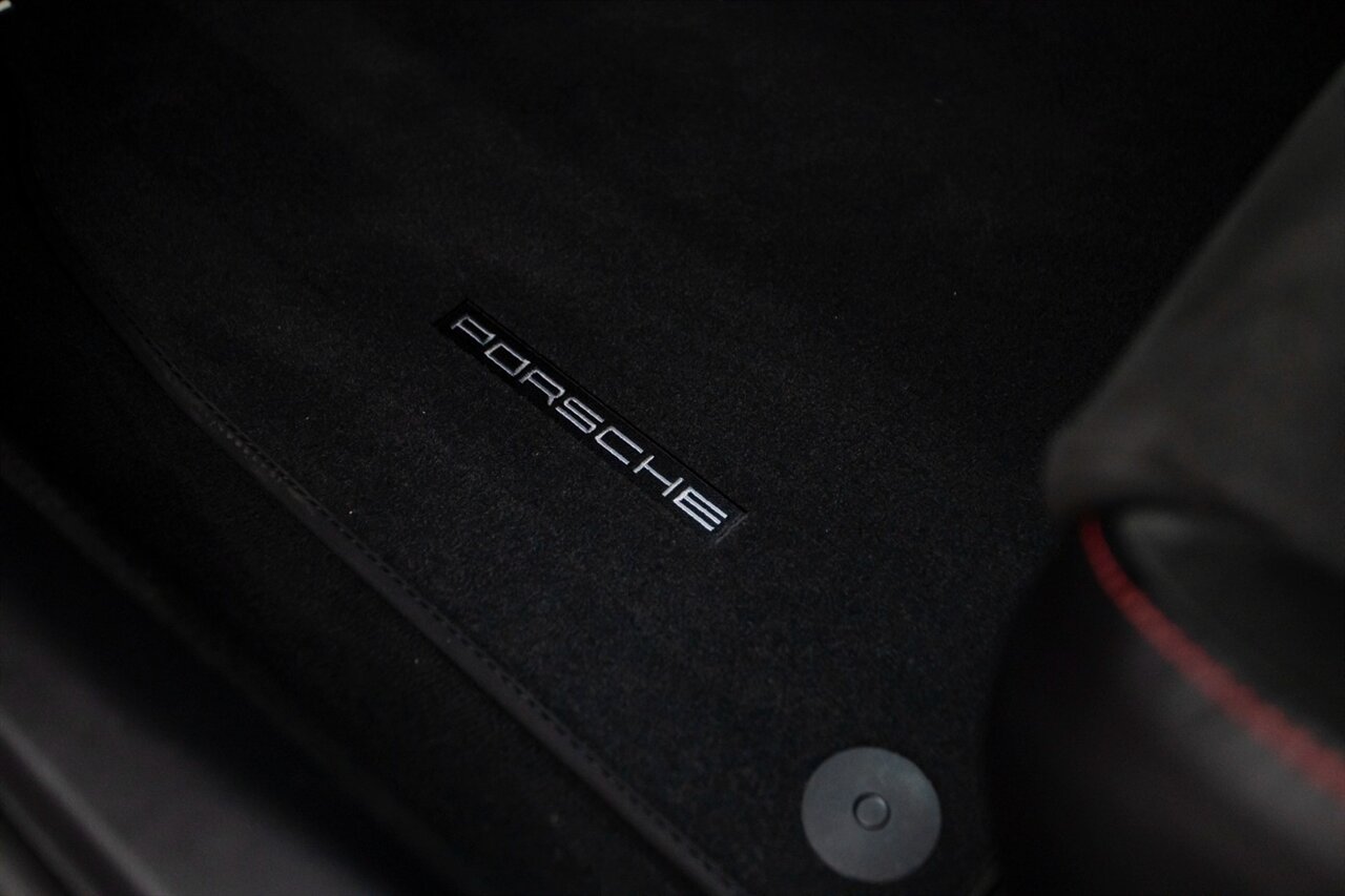 2023 Porsche 718 Cayman GT4   - Photo 41 - Springfield, MO 65802