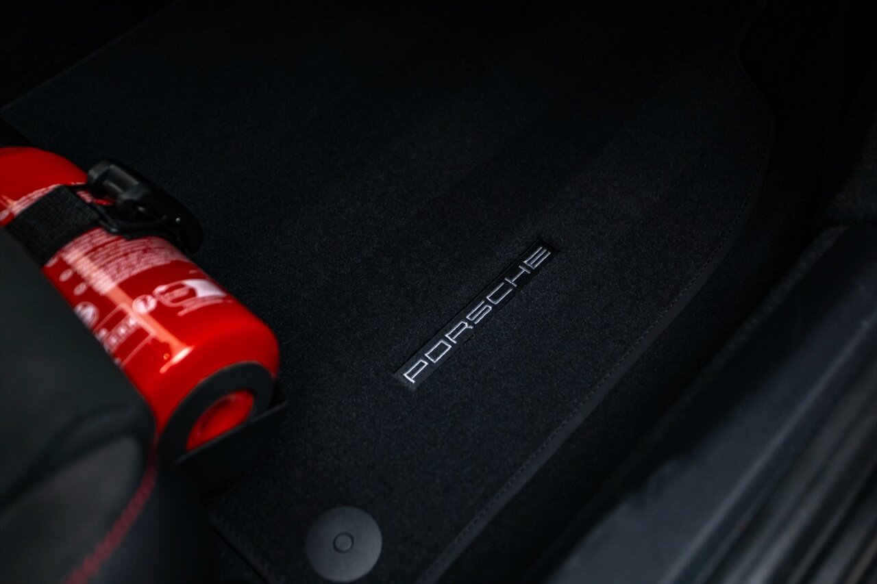 2023 Porsche 718 Cayman GT4   - Photo 33 - Springfield, MO 65802