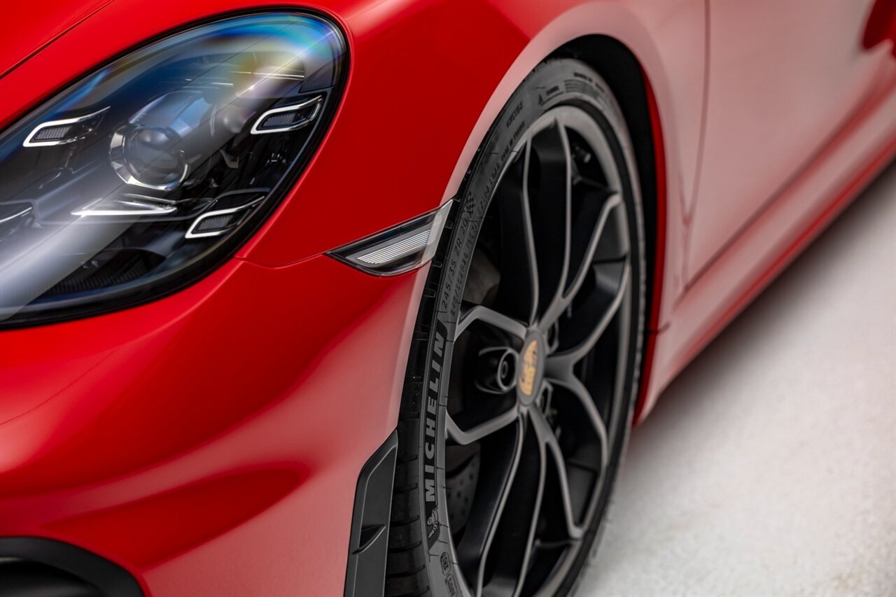 2023 Porsche 718 Cayman GT4   - Photo 10 - Springfield, MO 65802
