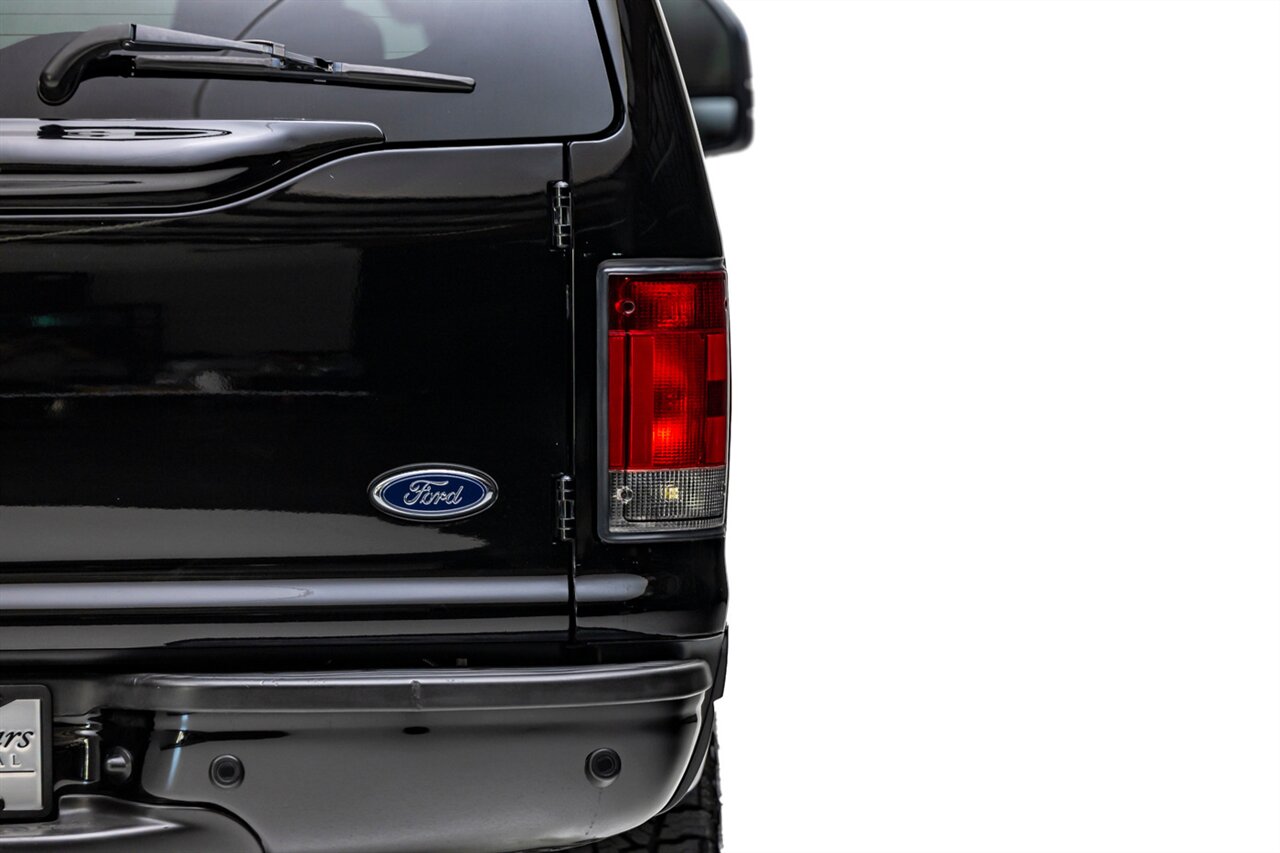 2005 Ford Excursion Limited - Photo 19 - Springfield, MO 65802