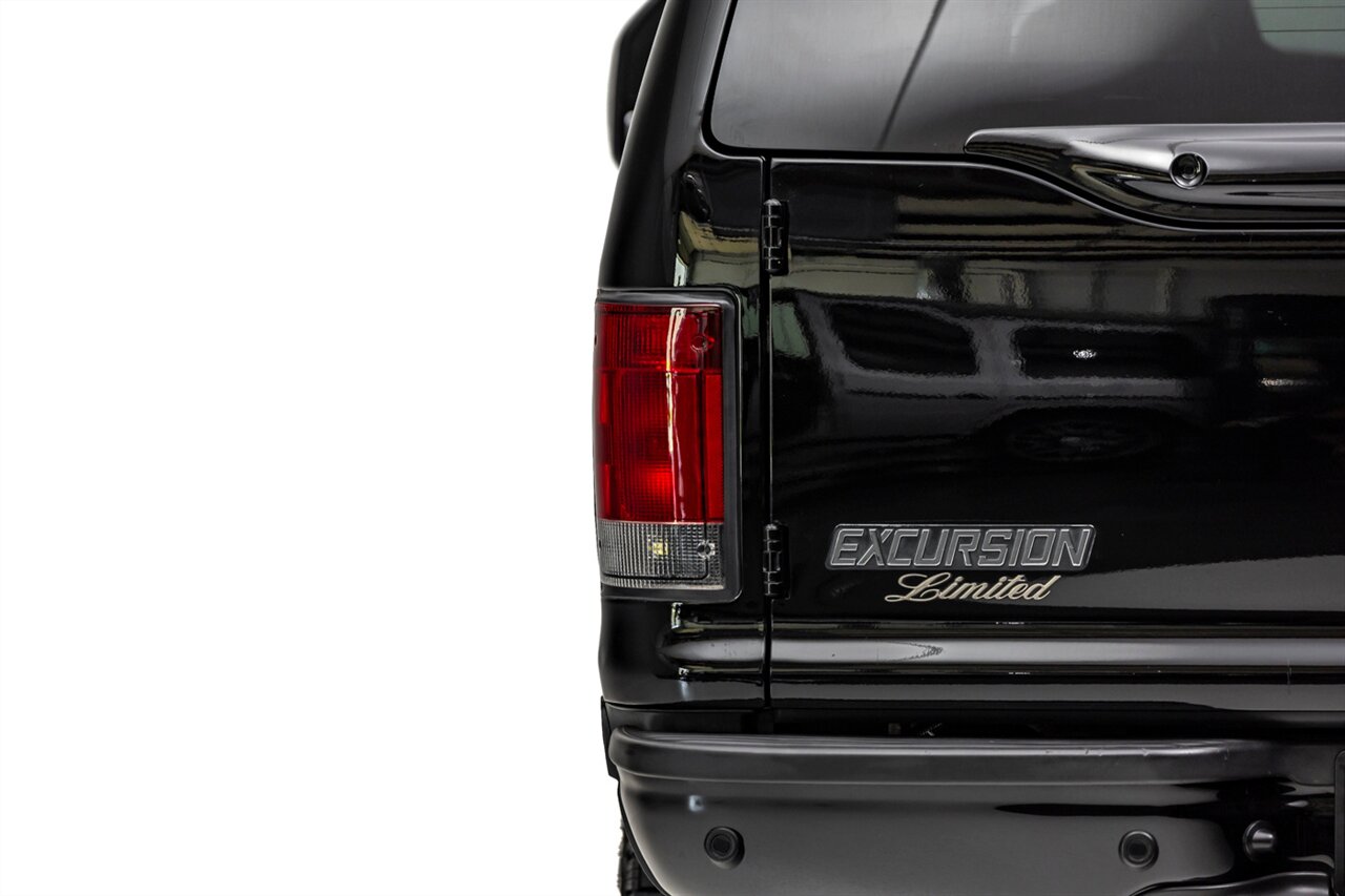 2005 Ford Excursion Limited - Photo 17 - Springfield, MO 65802