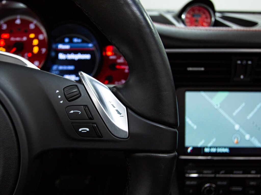 2016 Porsche 911 Turbo S   - Photo 37 - Springfield, MO 65802