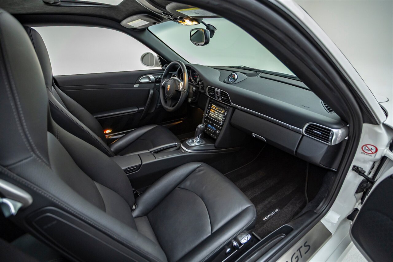 2012 Porsche 911 Carrera 4 GTS - Photo 39 - Springfield, MO 65802