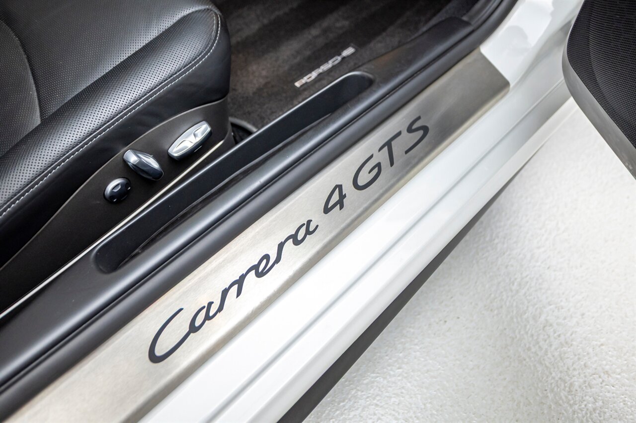 2012 Porsche 911 Carrera 4 GTS - Photo 42 - Springfield, MO 65802