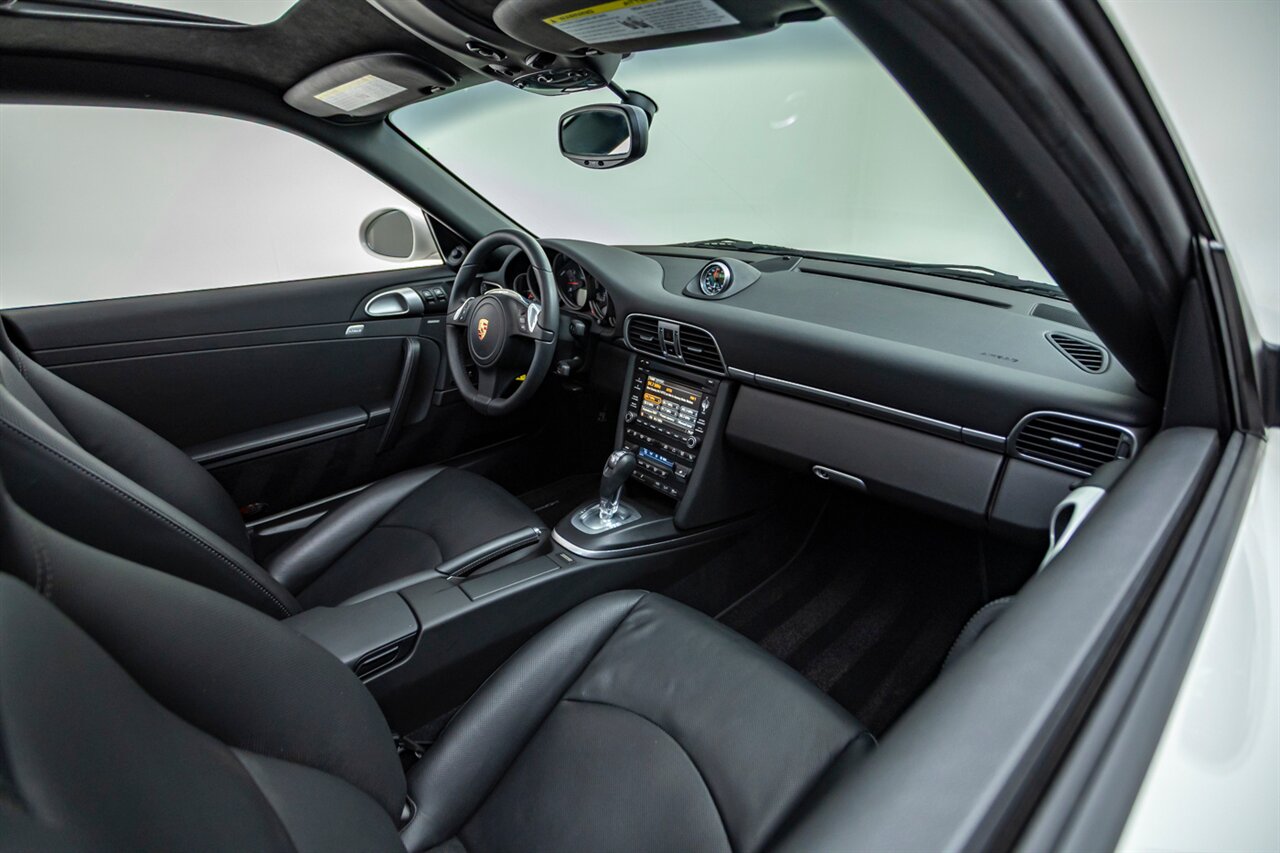 2012 Porsche 911 Carrera 4 GTS - Photo 38 - Springfield, MO 65802
