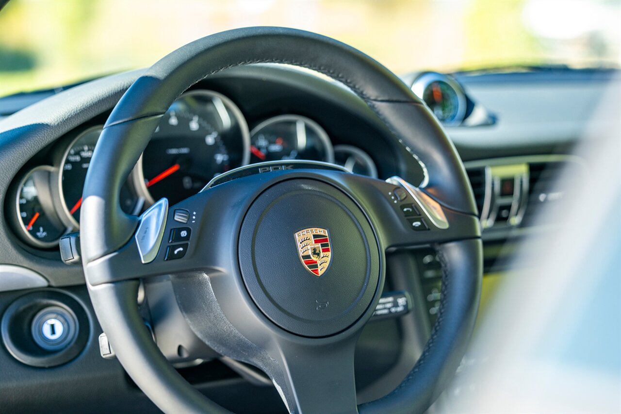 2012 Porsche 911 Carrera 4 GTS - Photo 29 - Springfield, MO 65802
