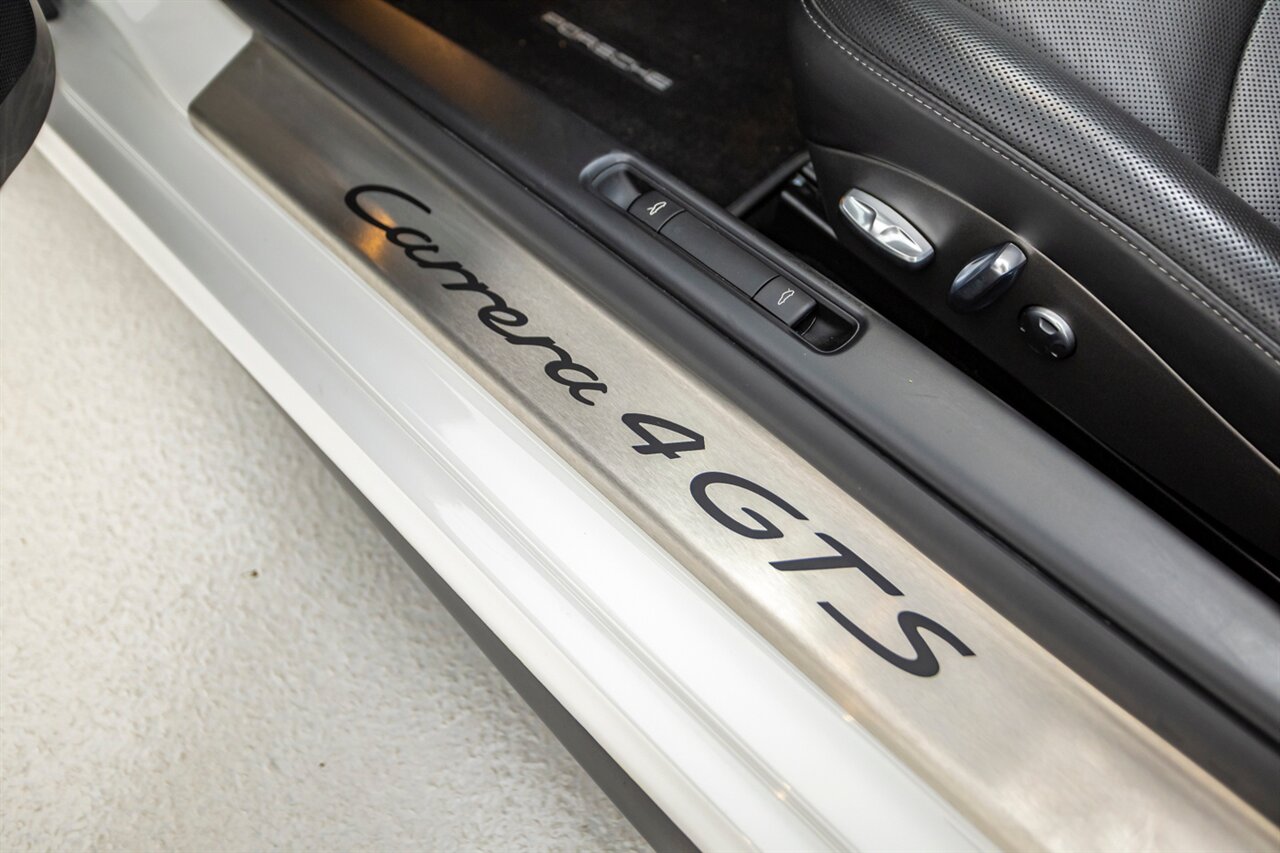 2012 Porsche 911 Carrera 4 GTS - Photo 51 - Springfield, MO 65802