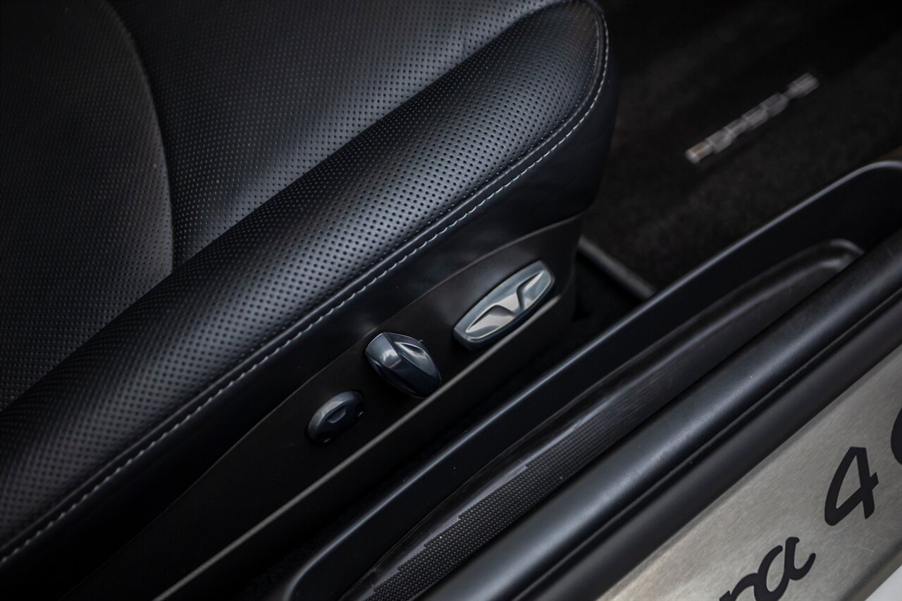 2012 Porsche 911 Carrera 4 GTS - Photo 43 - Springfield, MO 65802