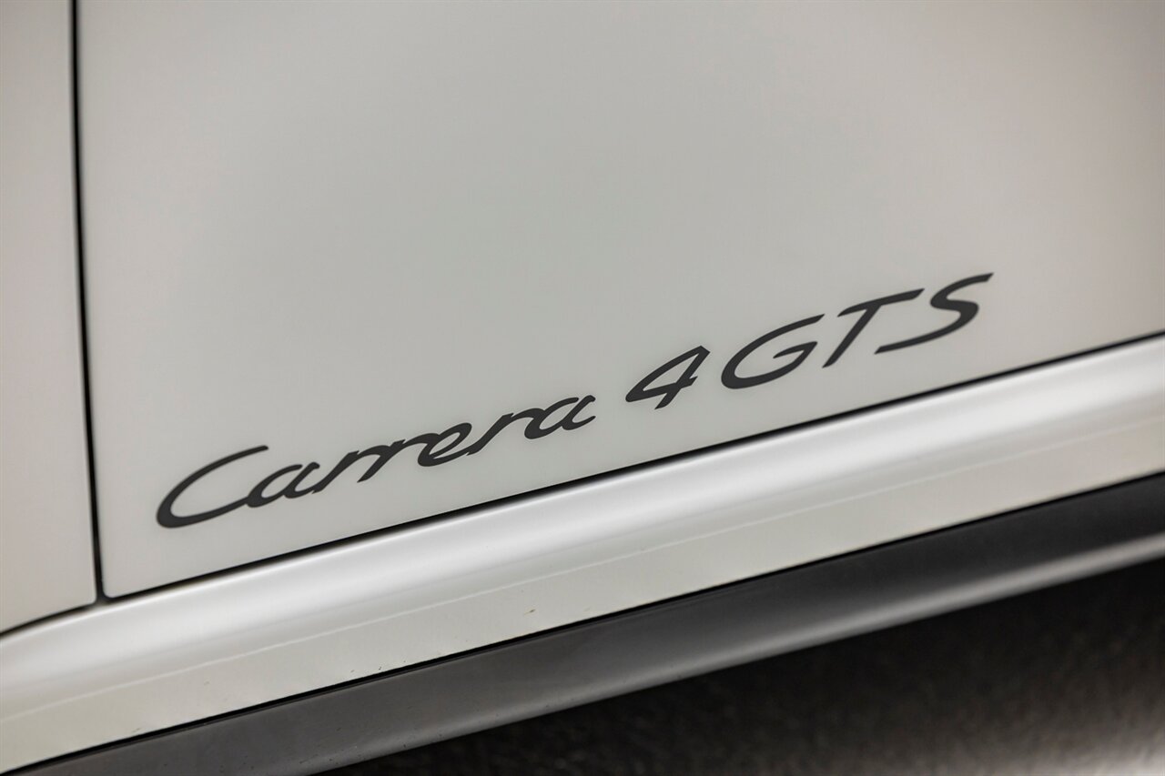 2012 Porsche 911 Carrera 4 GTS - Photo 12 - Springfield, MO 65802