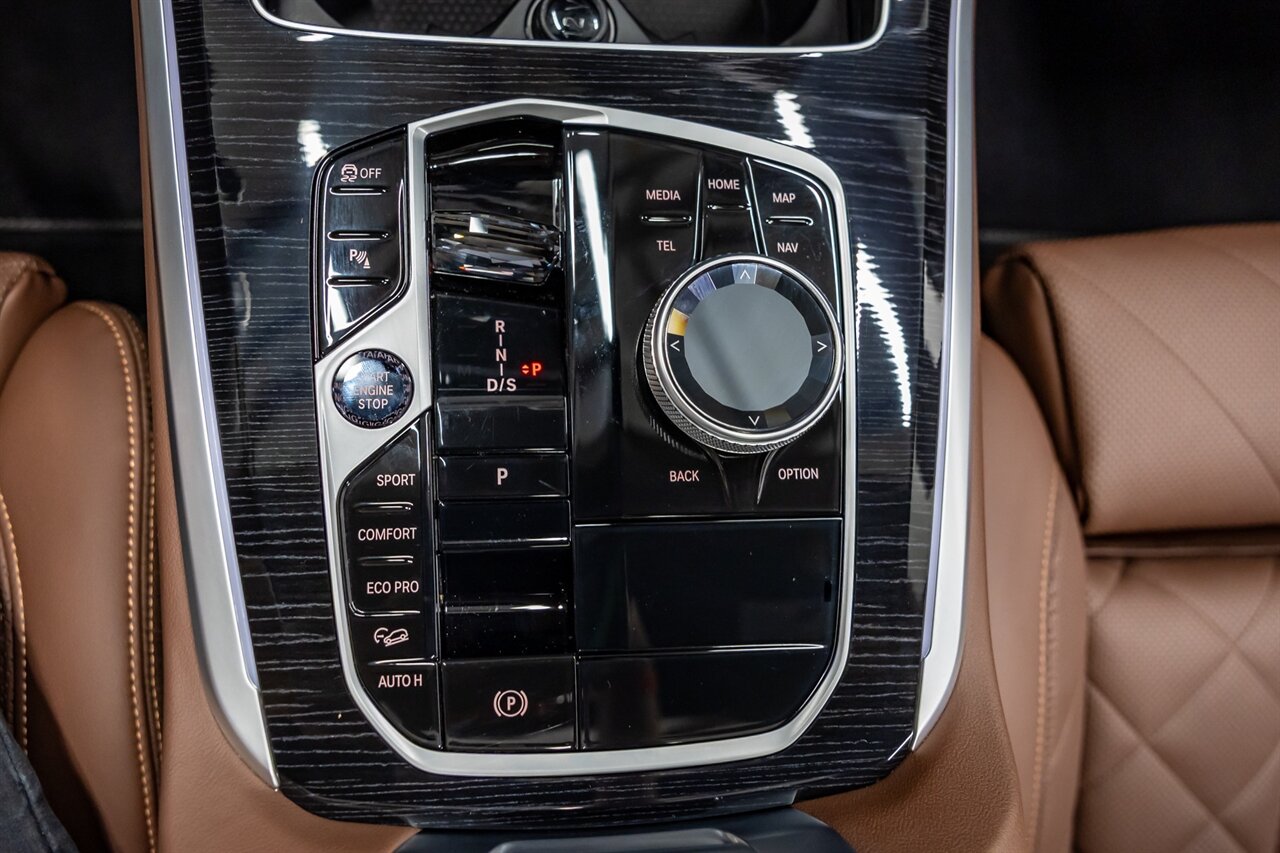 2024 BMW X5 M60i - Photo 32 - Springfield, MO 65802