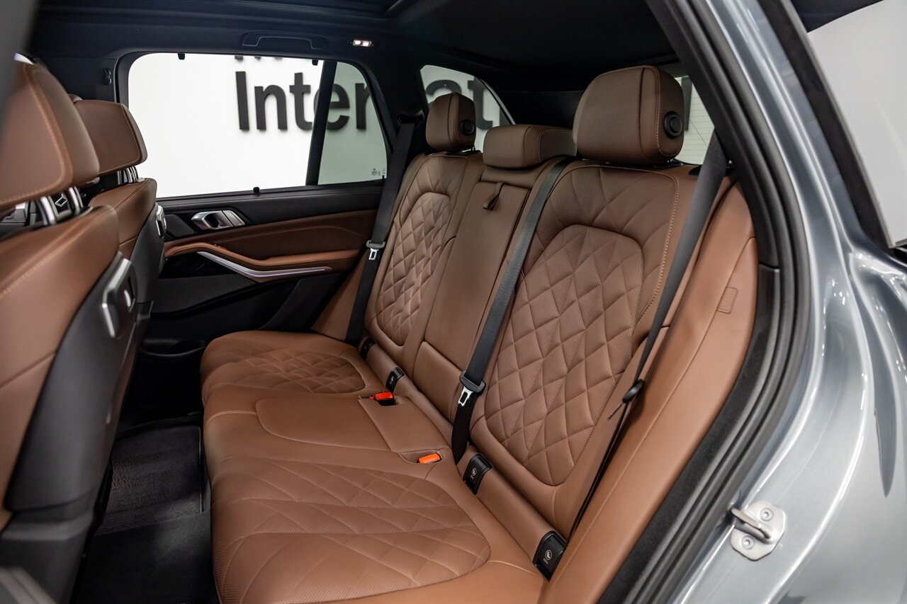 2024 BMW X5 M60i - Photo 48 - Springfield, MO 65802