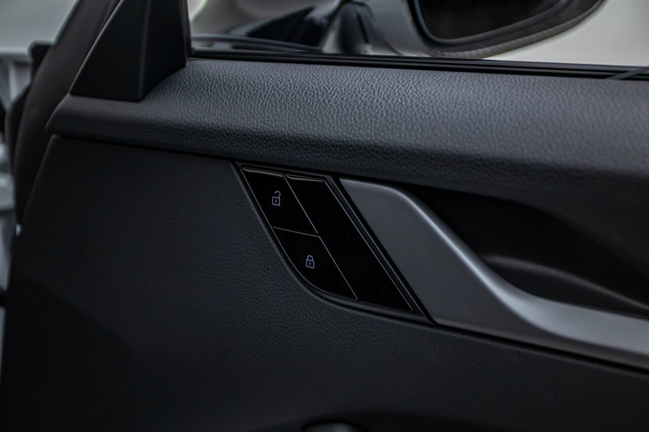 2021 Porsche 911 Carrera S   - Photo 44 - Springfield, MO 65802