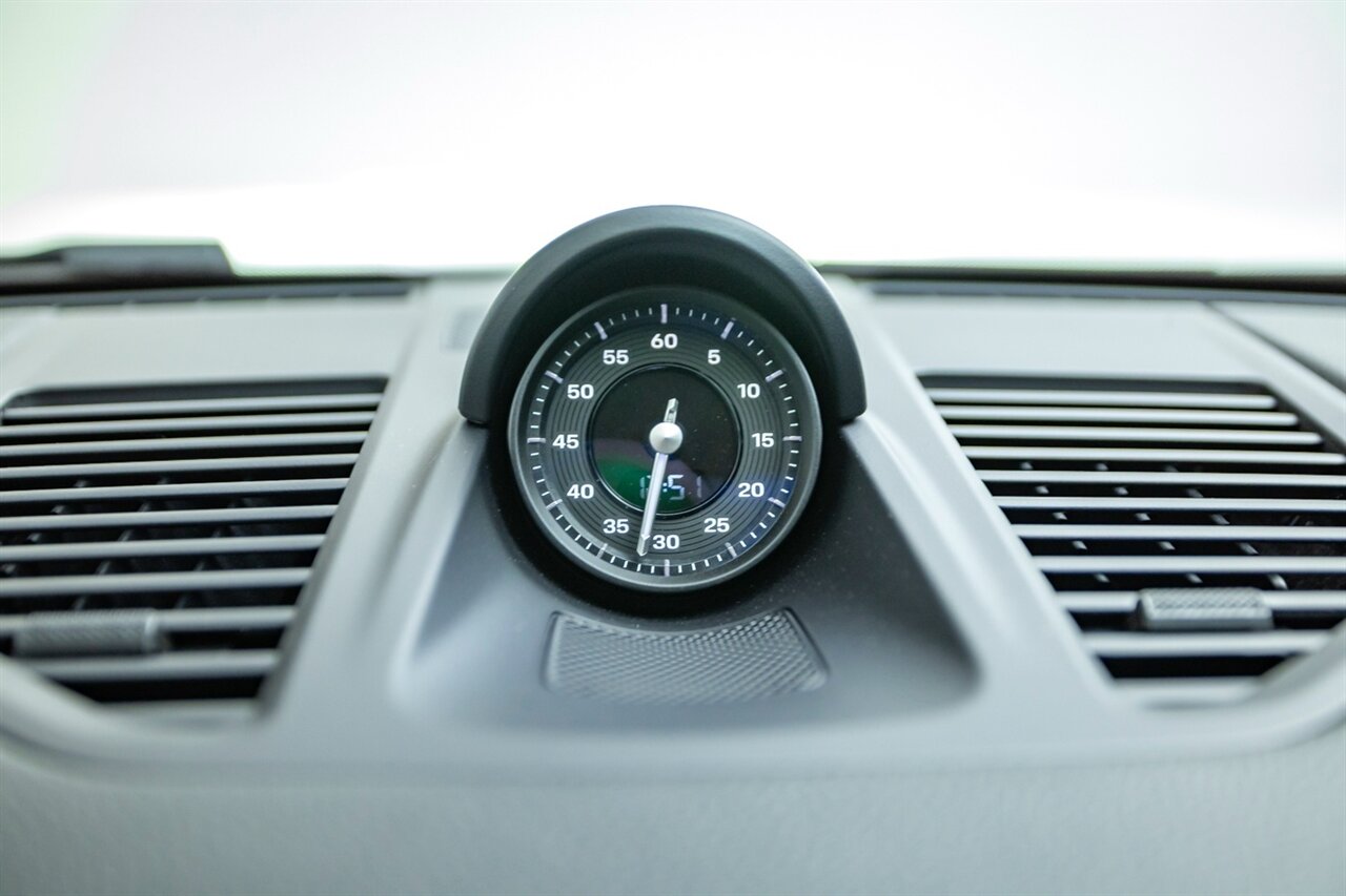 2021 Porsche 911 Carrera S   - Photo 32 - Springfield, MO 65802
