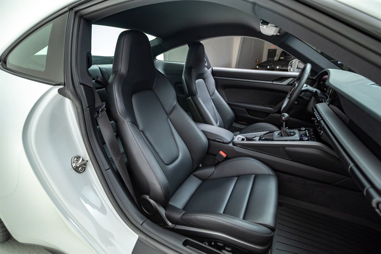 2021 Porsche 911 Carrera S   - Photo 27 - Springfield, MO 65802