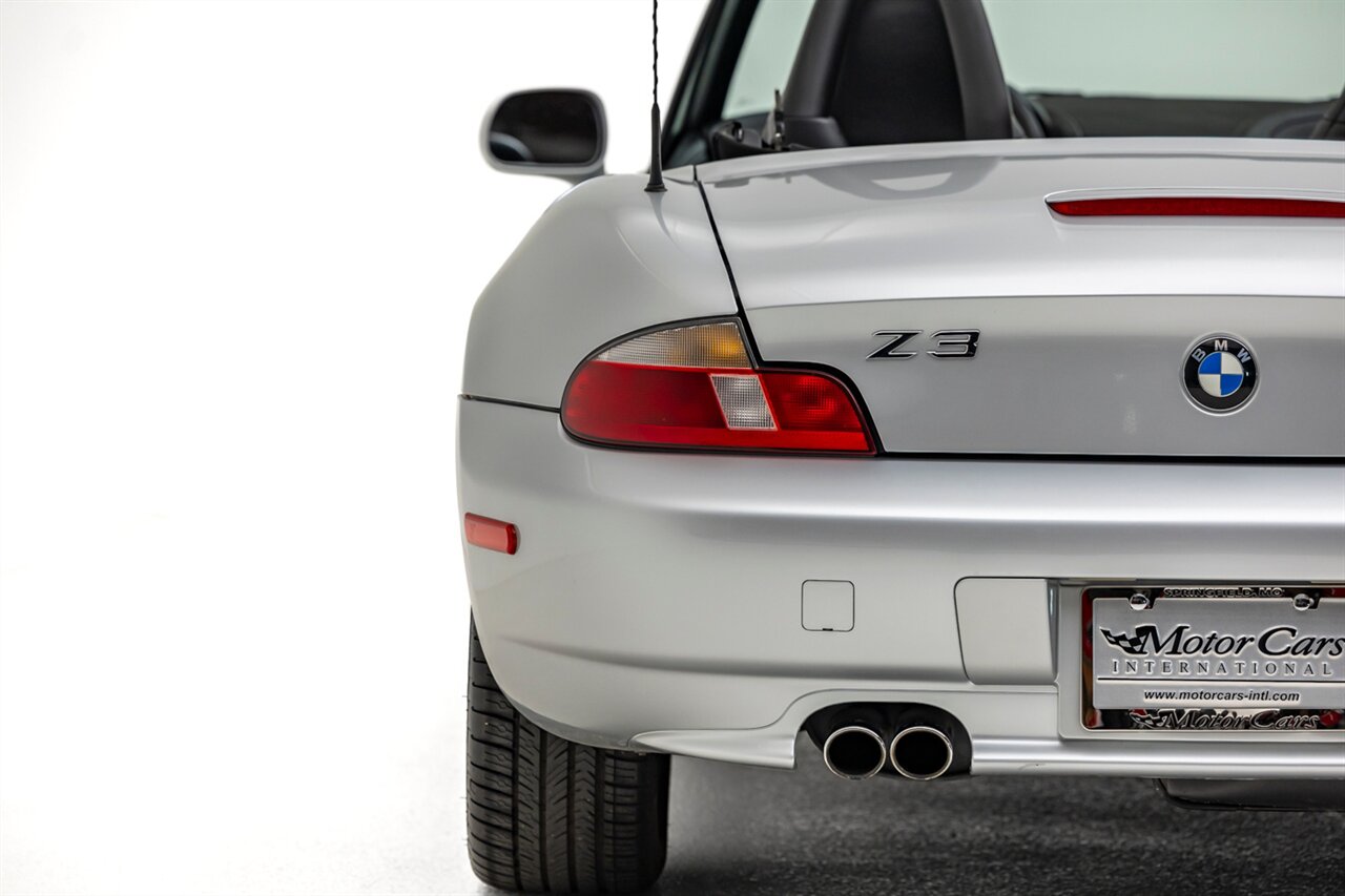2000 BMW Z3 2.3 - Photo 19 - Springfield, MO 65802