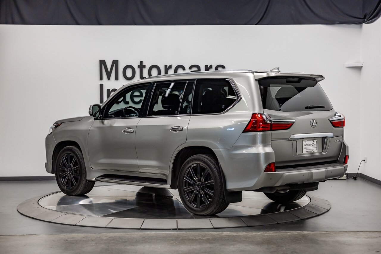 2019 Lexus LX 570 Three Row   - Photo 4 - Springfield, MO 65802