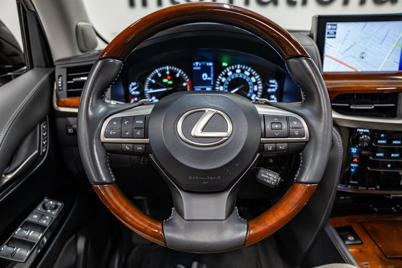 2019 Lexus LX 570 Three Row   - Photo 61 - Springfield, MO 65802