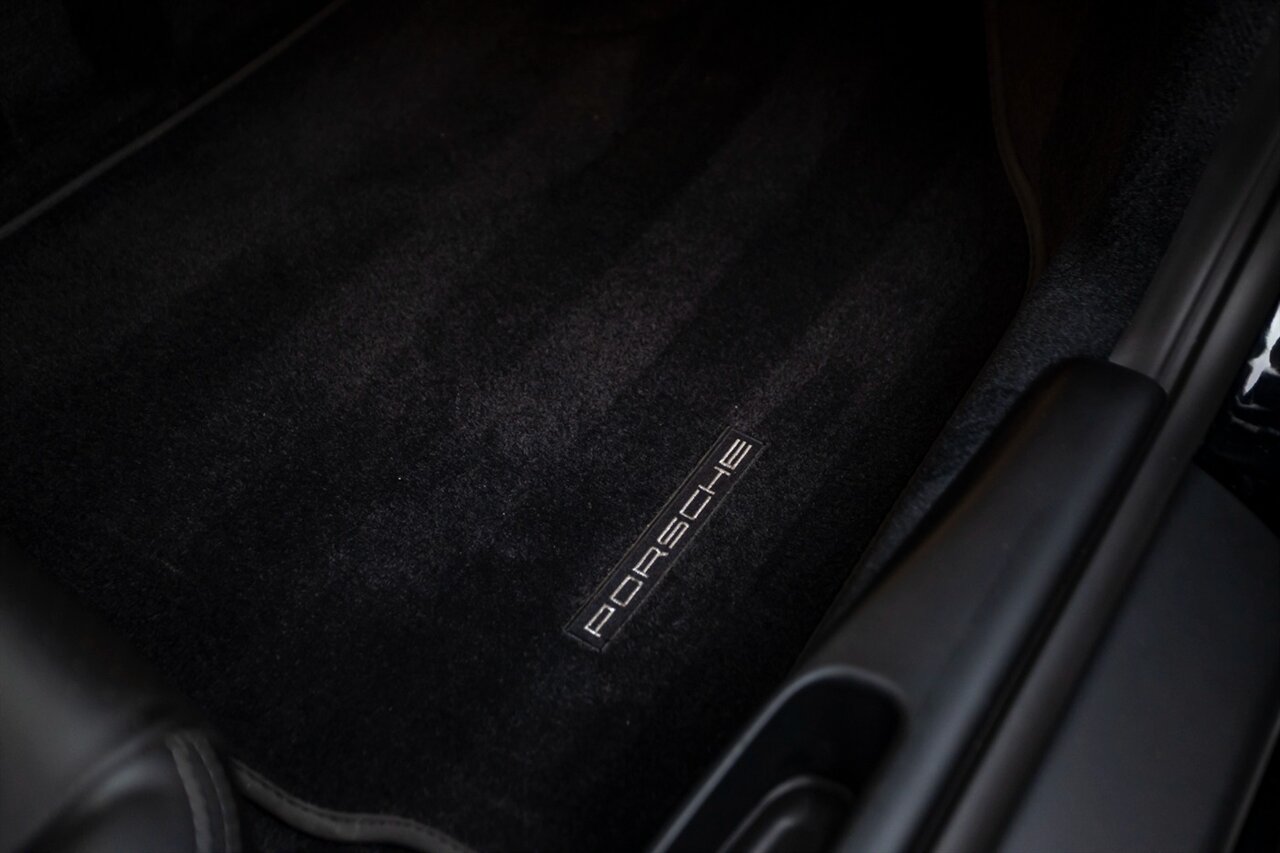 2011 Porsche 911 Carrera S   - Photo 51 - Springfield, MO 65802