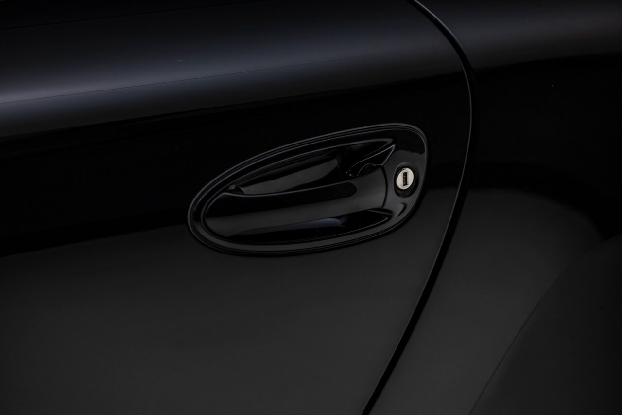 2011 Porsche 911 Carrera S   - Photo 12 - Springfield, MO 65802
