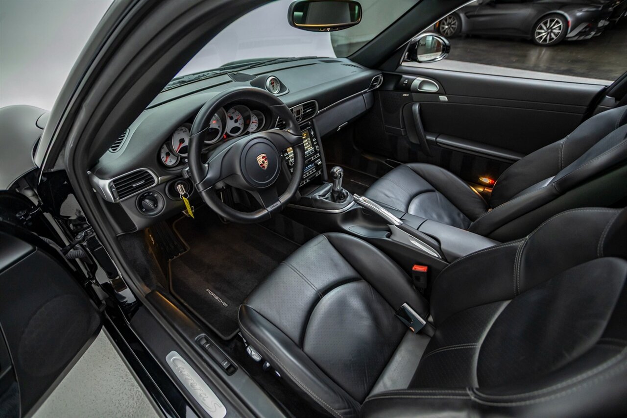 2011 Porsche 911 Carrera S   - Photo 29 - Springfield, MO 65802