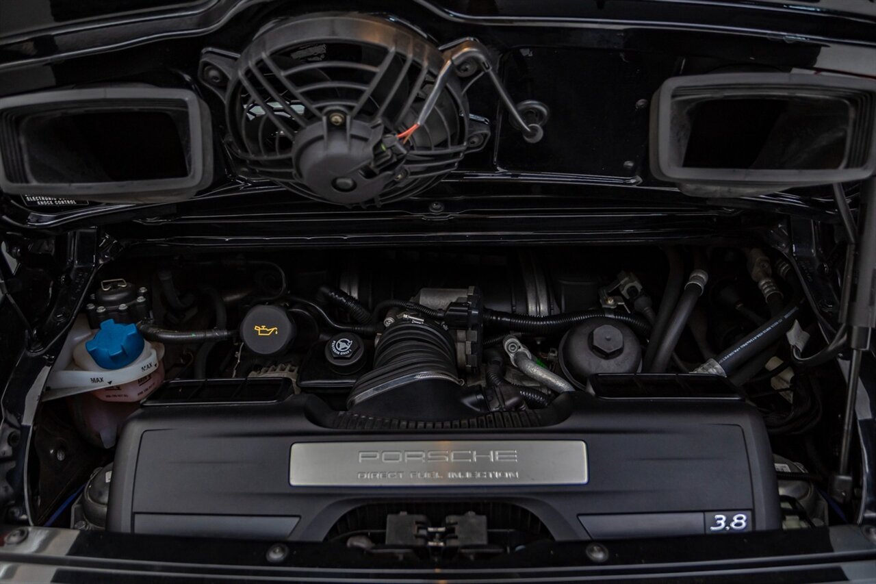 2011 Porsche 911 Carrera S   - Photo 53 - Springfield, MO 65802