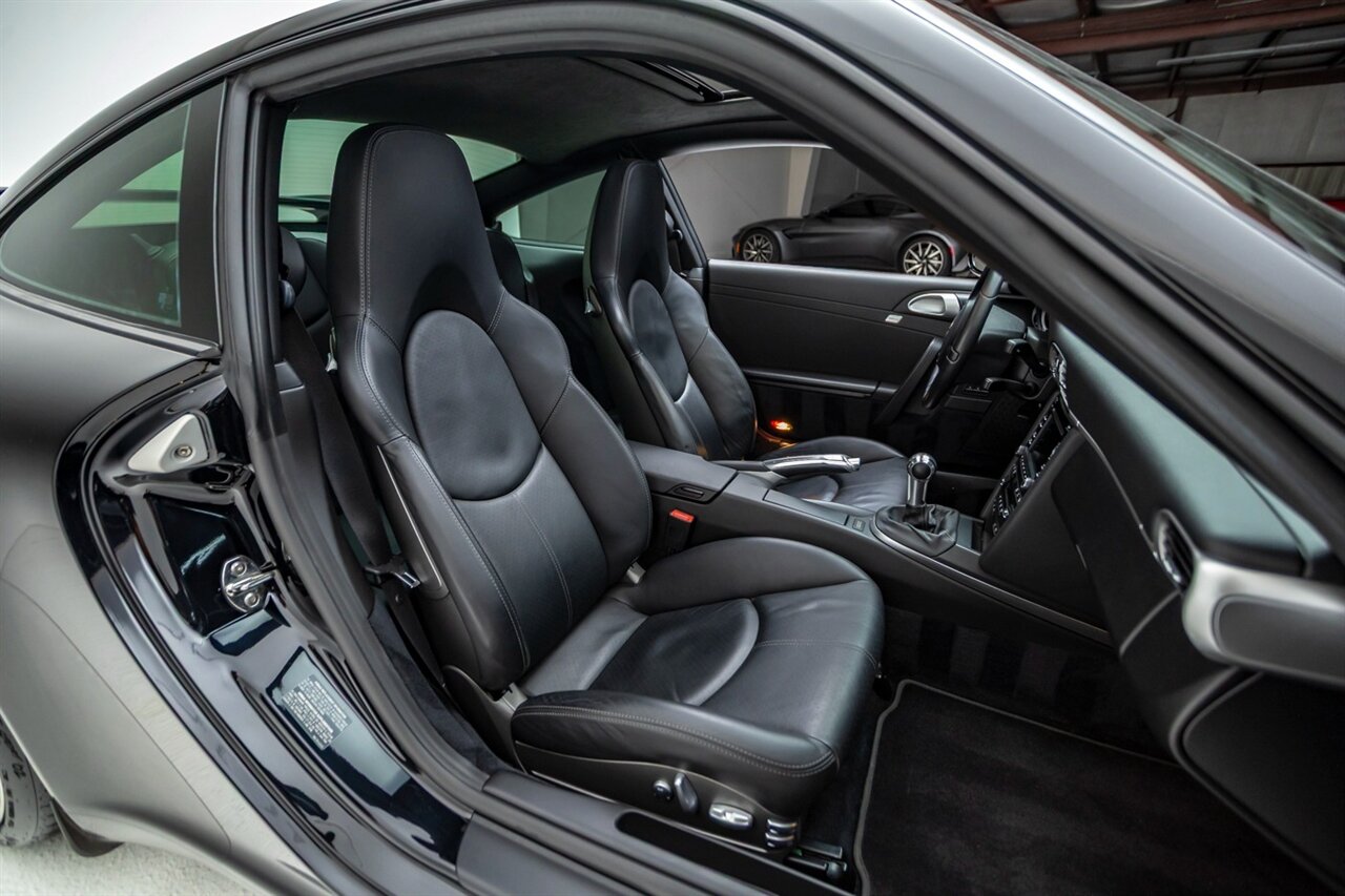 2011 Porsche 911 Carrera S   - Photo 26 - Springfield, MO 65802