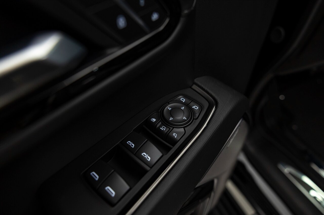 2026 GMC Sierra 2500HD AT4X   - Photo 37 - Springfield, MO 65802